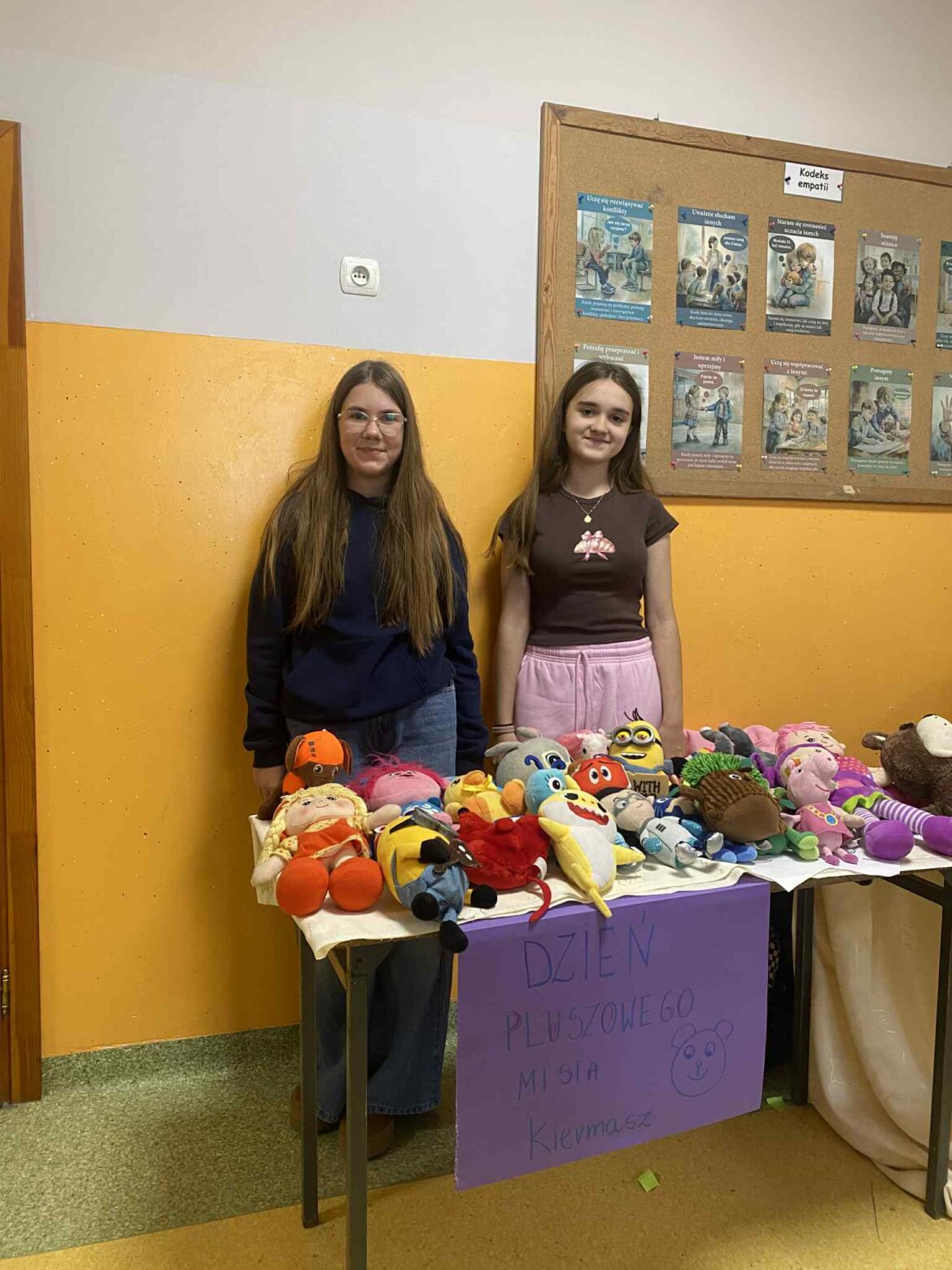 Dzień Pluszowego Misia w SP w Lubiewie