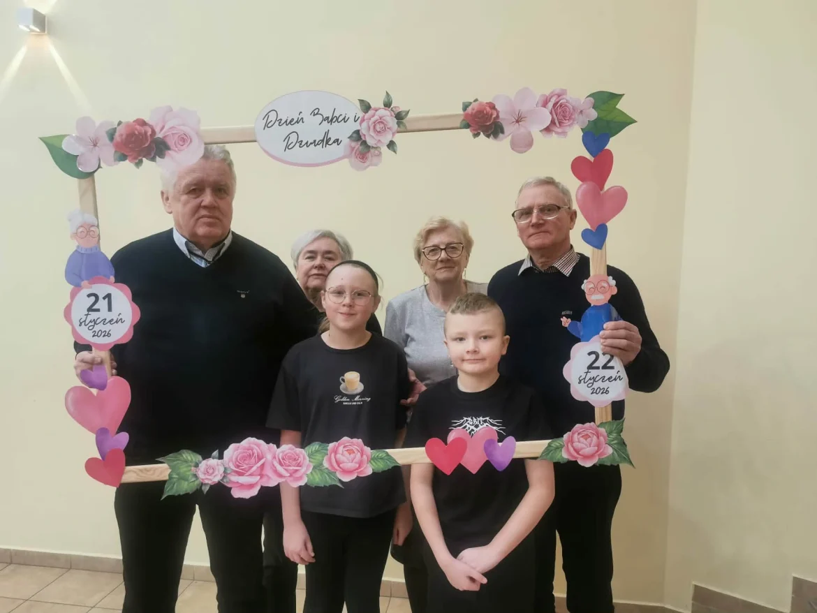 DZIEŃ BABCI I DZIADKA